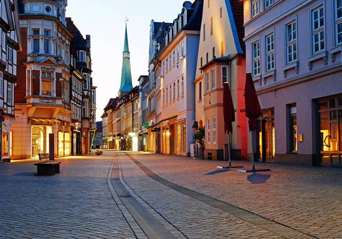 Geputzte Schaufenster in Hamelns Innenstadt